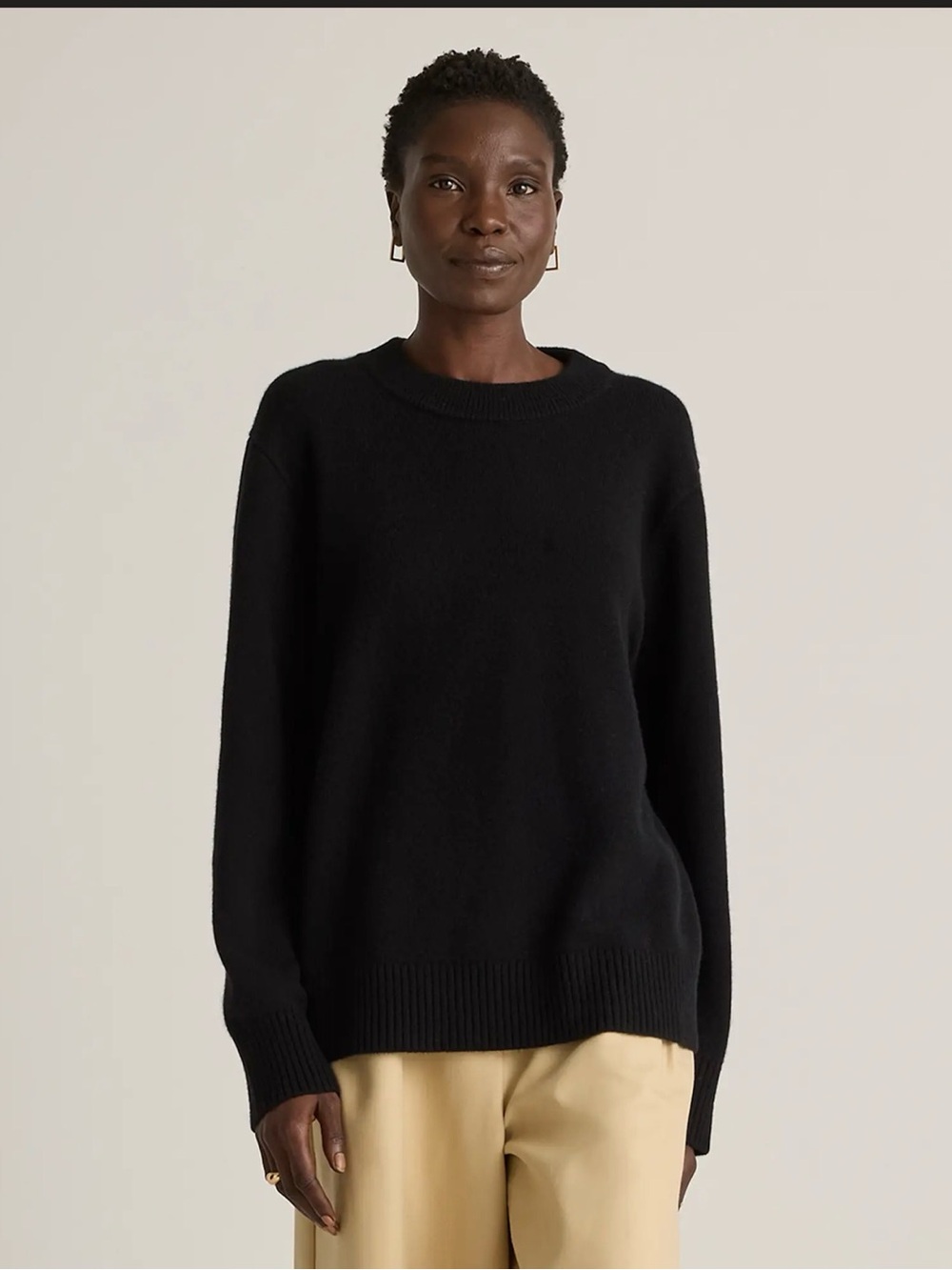 Quince Mongolian Cashmere Oversized Crewneck Sweater in Black- Small